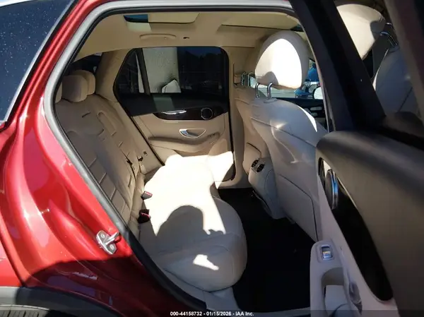 WDC0G4JB5JV108745 2018 MERCEDES-BENZ GLC - Image 8