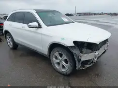 WDC0G4JB5JV111211 2018 MERCEDES-BENZ GLC