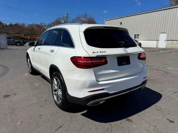 WDC0G4JB5K1003521 2019 MERCEDES-BENZ GLC - Image 2