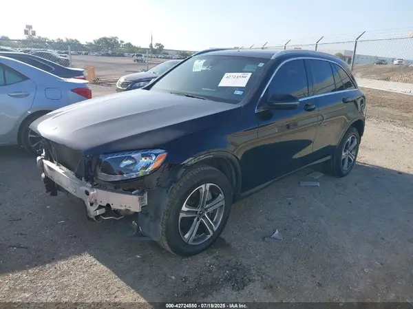 WDC0G4JB5KF490934 2019 MERCEDES-BENZ GLC - Image 2