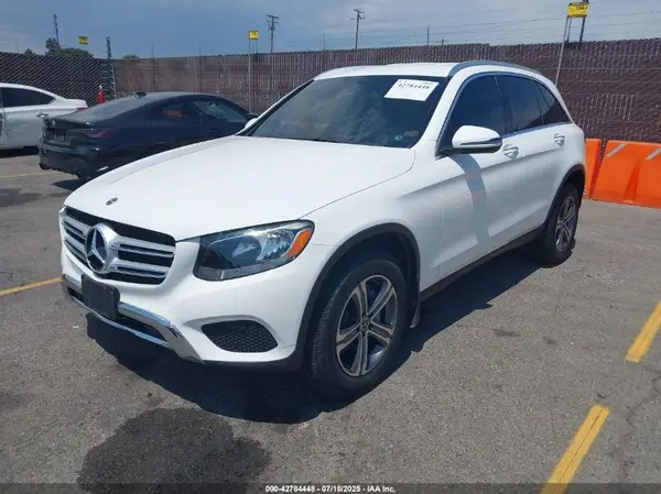 WDC0G4JB5KF492330 2019 MERCEDES-BENZ GLC - Image 2