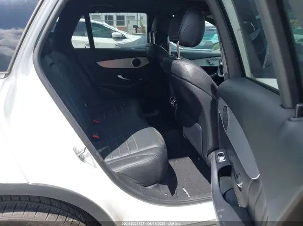 WDC0G4JB5KV123666 2019 MERCEDES-BENZ GLC - Image 8