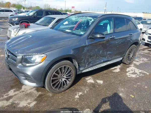 WDC0G4JB5KV123828 2019 MERCEDES-BENZ GLC - Image 2