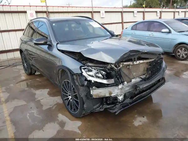 WDC0G4JB5KV128382 2019 MERCEDES-BENZ GLC - Image 1
