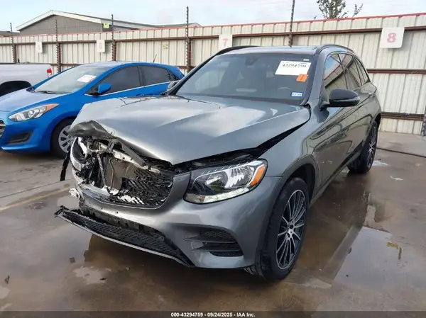 WDC0G4JB5KV128382 2019 MERCEDES-BENZ GLC - Image 2