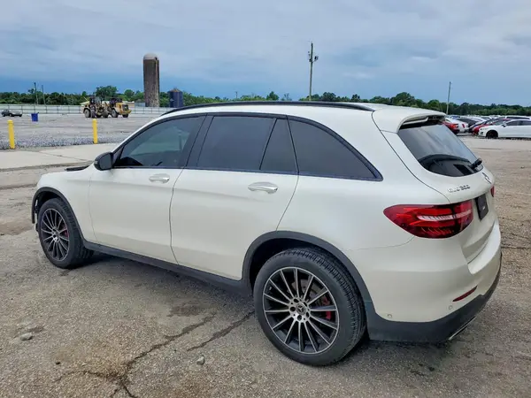 WDC0G4JB5KV138636 2019 MERCEDES-BENZ GLC - Image 2