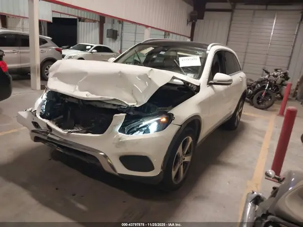 WDC0G4JB5KV139706 2019 MERCEDES-BENZ GLC - Image 2