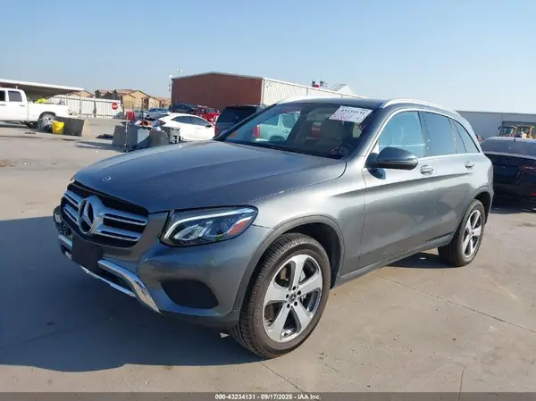 WDC0G4JB5KV144100 2019 MERCEDES-BENZ GLC - Image 2