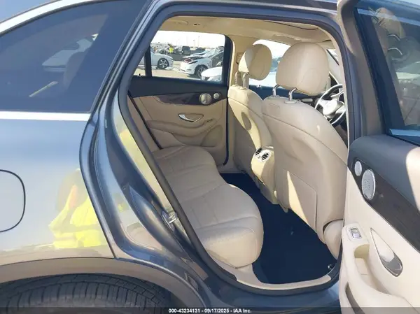 WDC0G4JB5KV144100 2019 MERCEDES-BENZ GLC - Image 8