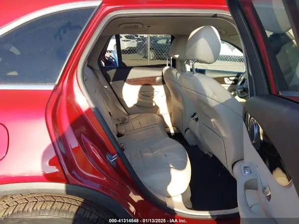 WDC0G4JB5KV163729 2019 MERCEDES-BENZ GLC - Image 8