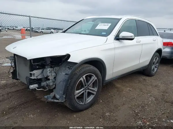 WDC0G4JB5KV174455 2019 MERCEDES-BENZ GLC - Image 2