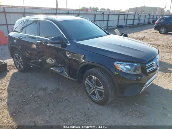 WDC0G4JB5KV186752 2019 MERCEDES-BENZ GLC - Image 1