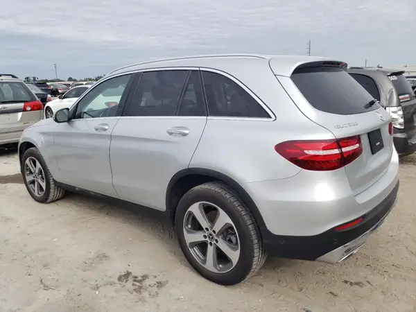 WDC0G4JB5KV196567 2019 MERCEDES-BENZ GLC - Image 2