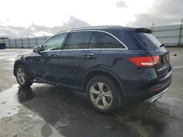 WDC0G4JB6GF015963 2016 MERCEDES-BENZ GLC - Image 2