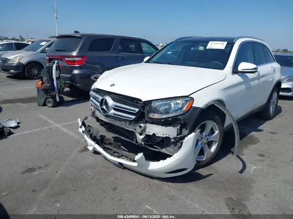 WDC0G4JB6GF017020 2016 MERCEDES-BENZ GLC - Image 2