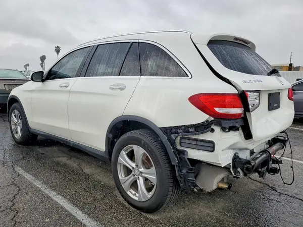 WDC0G4JB6GF022461 2016 MERCEDES-BENZ GLC - Image 2
