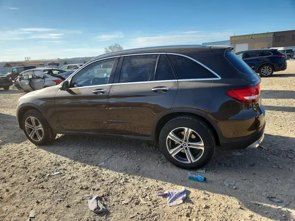 WDC0G4JB6GF025280 2016 MERCEDES-BENZ GLC - Image 2