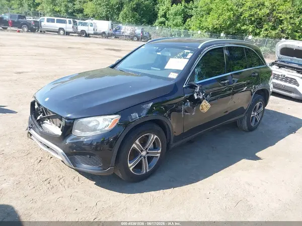 WDC0G4JB6GF026431 2016 MERCEDES-BENZ GLC - Image 2