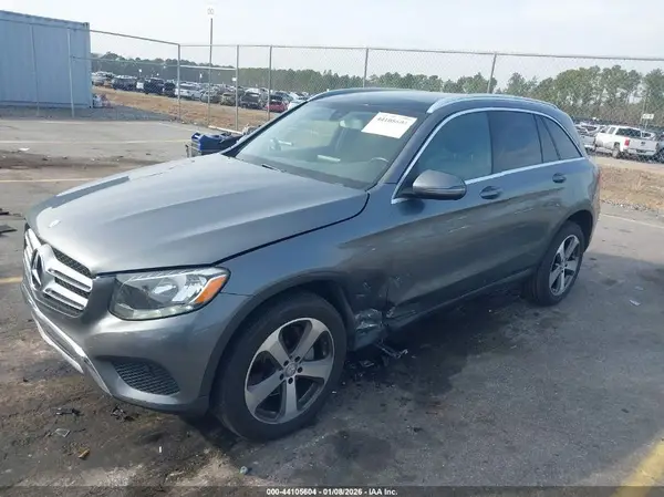 WDC0G4JB6GF067481 2016 MERCEDES-BENZ GLC - Image 2
