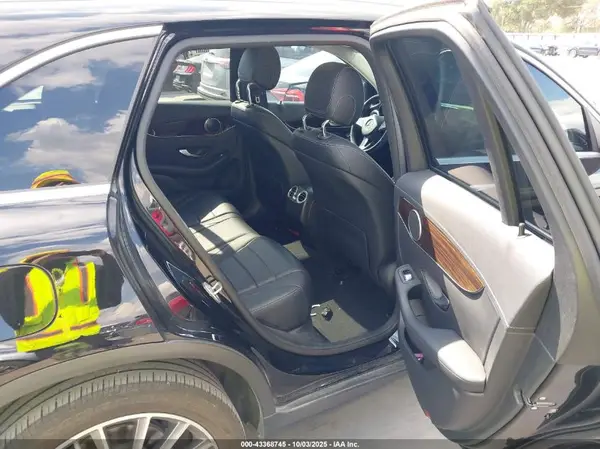 WDC0G4JB6GF107252 2016 MERCEDES-BENZ GLC - Image 8
