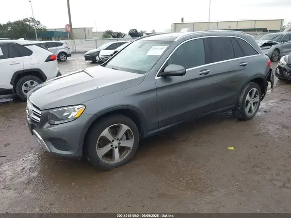 WDC0G4JB6GF110054 2016 MERCEDES-BENZ GLC - Image 2