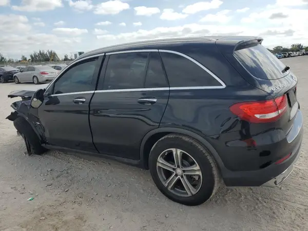 WDC0G4JB6HF123243 2017 MERCEDES-BENZ GLC - Image 2