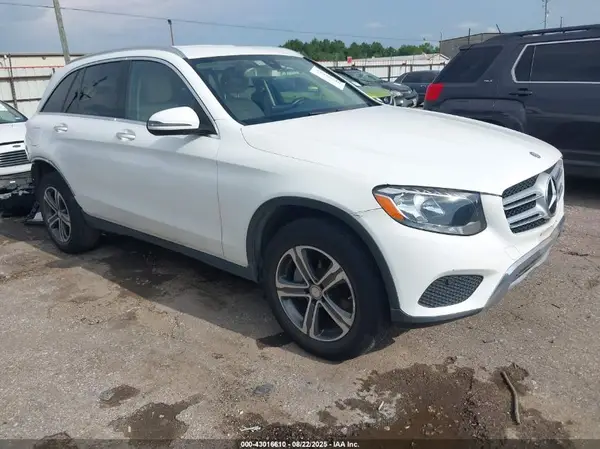 WDC0G4JB6HF137515 2017 MERCEDES-BENZ GLC - Image 1