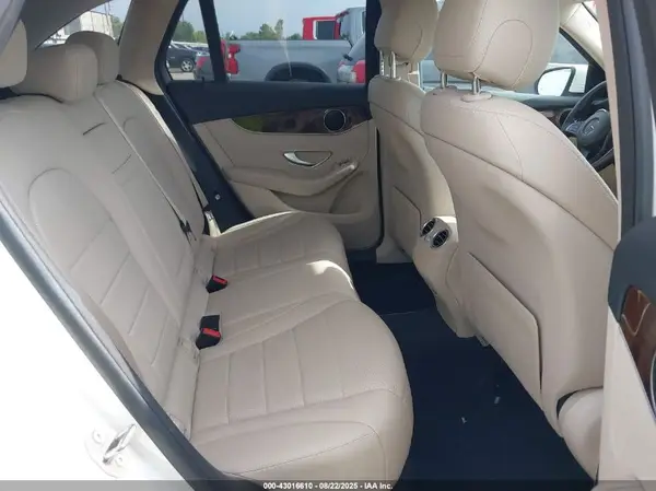WDC0G4JB6HF137515 2017 MERCEDES-BENZ GLC - Image 8