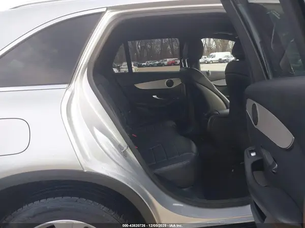 WDC0G4JB6HF138051 2017 MERCEDES-BENZ GLC - Image 8