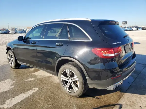 WDC0G4JB6HF143962 2017 MERCEDES-BENZ GLC - Image 2