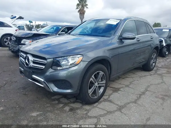 WDC0G4JB6HF202640 2017 MERCEDES-BENZ GLC - Image 2