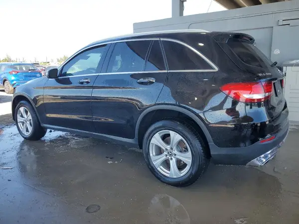 WDC0G4JB6HV005666 2017 MERCEDES-BENZ GLC - Image 2
