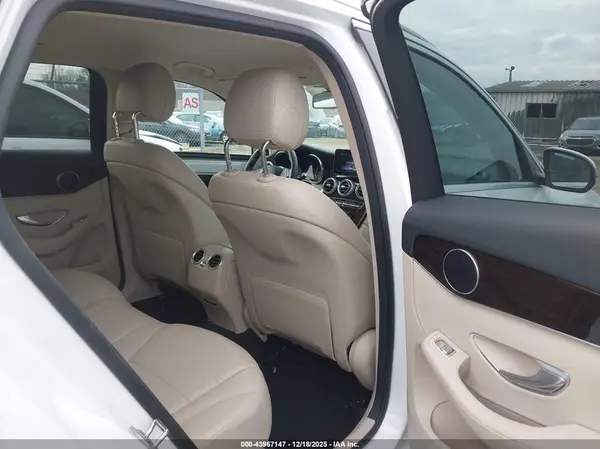 WDC0G4JB6HV010317 2017 MERCEDES-BENZ GLC - Image 8