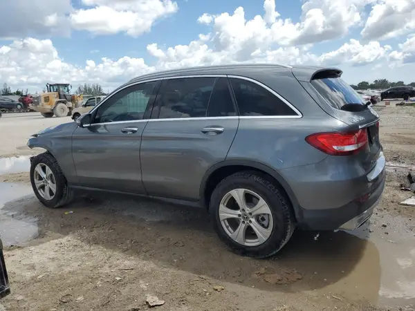 WDC0G4JB6JF355654 2018 MERCEDES-BENZ GLC - Image 2