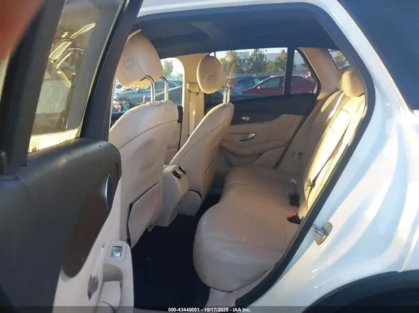 WDC0G4JB6JF437965 2018 MERCEDES-BENZ GLC - Image 8