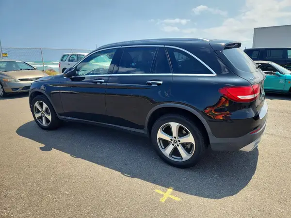 WDC0G4JB6JV015796 2018 MERCEDES-BENZ GLC - Image 2