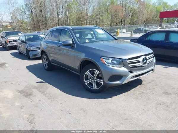 WDC0G4JB6JV022733 2018 MERCEDES-BENZ GLC - Image 1