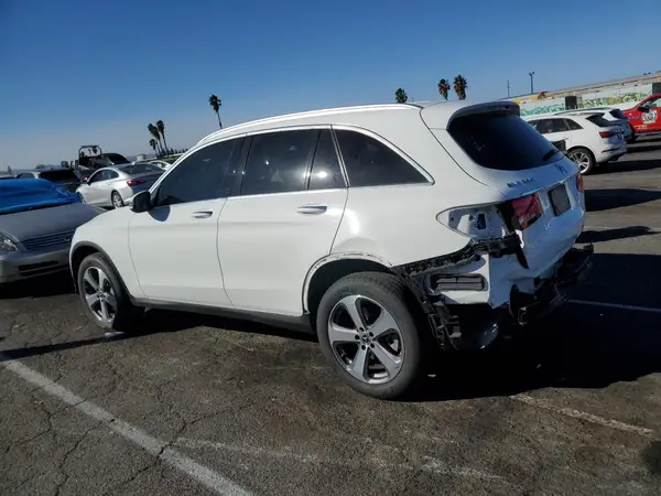 WDC0G4JB6JV037393 2018 MERCEDES-BENZ GLC - Image 2