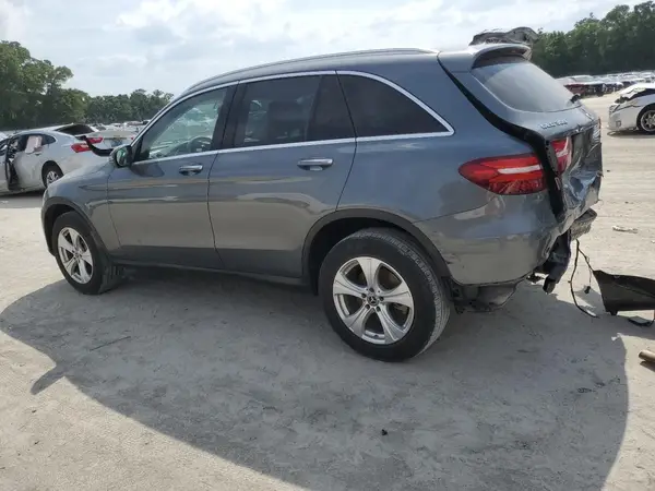 WDC0G4JB6JV039189 2018 MERCEDES-BENZ GLC - Image 2