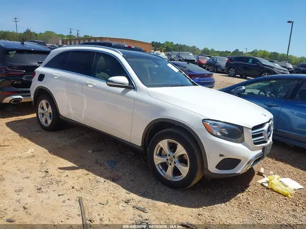 WDC0G4JB6JV049477 2018 MERCEDES-BENZ GLC - Image 1