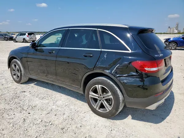 WDC0G4JB6JV049480 2018 MERCEDES-BENZ GLC - Image 2