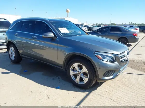 WDC0G4JB6JV062133 2018 MERCEDES-BENZ GLC - Image 1