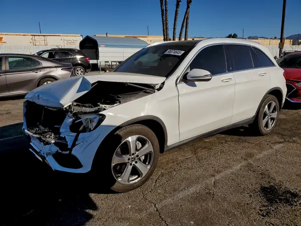 WDC0G4JB6JV088280 2018 MERCEDES-BENZ GLC - Image 1