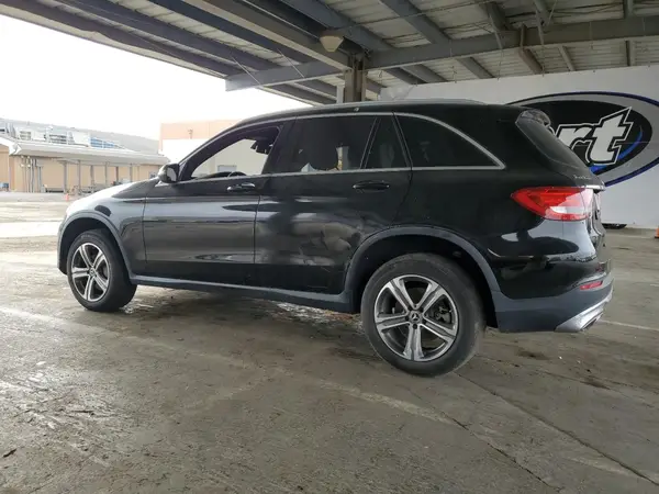WDC0G4JB6JV101142 2018 MERCEDES-BENZ GLC - Image 2