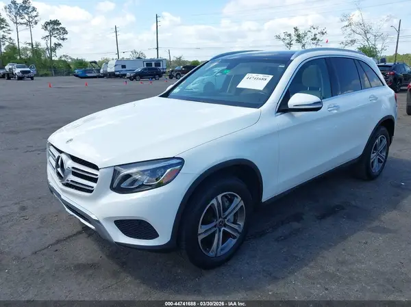 WDC0G4JB6K1000871 2019 MERCEDES-BENZ GLC - Image 2