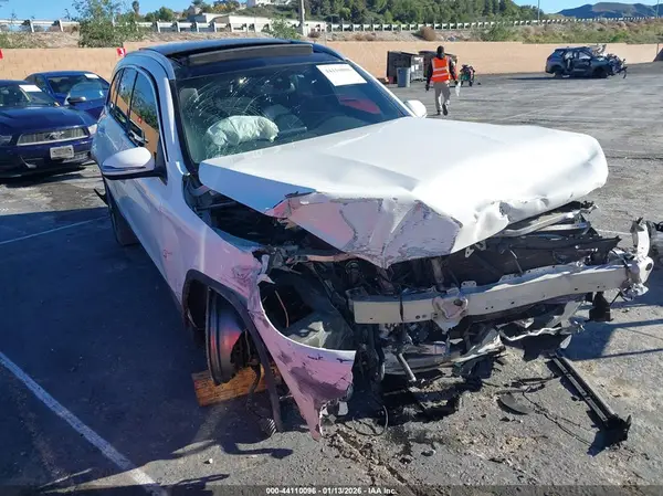 WDC0G4JB6K1002040 2019 MERCEDES-BENZ GLC - Image 1