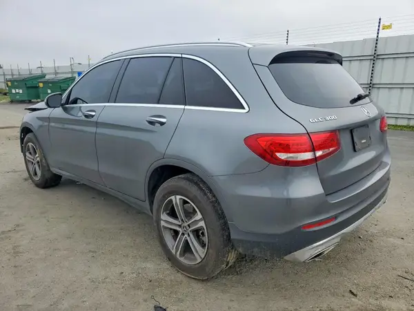 WDC0G4JB6KF570727 2019 MERCEDES-BENZ GLC - Image 2