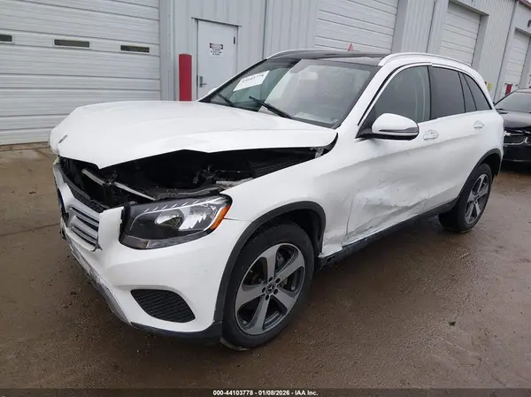 WDC0G4JB6KF572784 2019 MERCEDES-BENZ GLC - Image 2