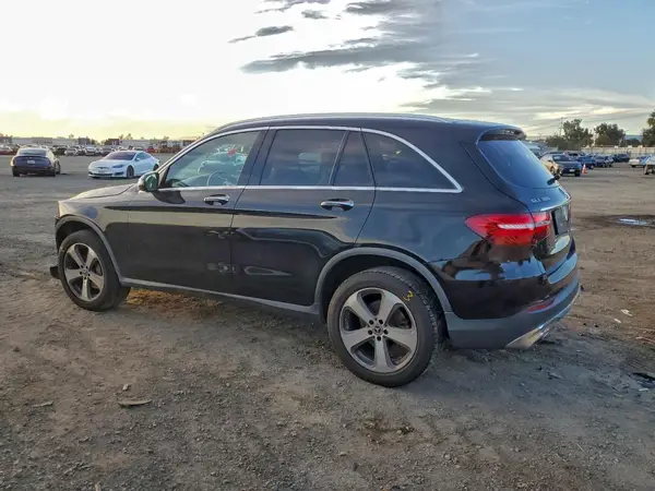WDC0G4JB6KF573725 2019 MERCEDES-BENZ GLC - Image 2
