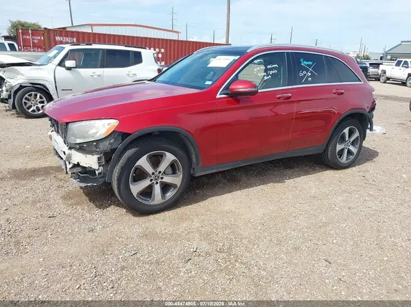WDC0G4JB6KV120341 2019 MERCEDES-BENZ GLC - Image 2